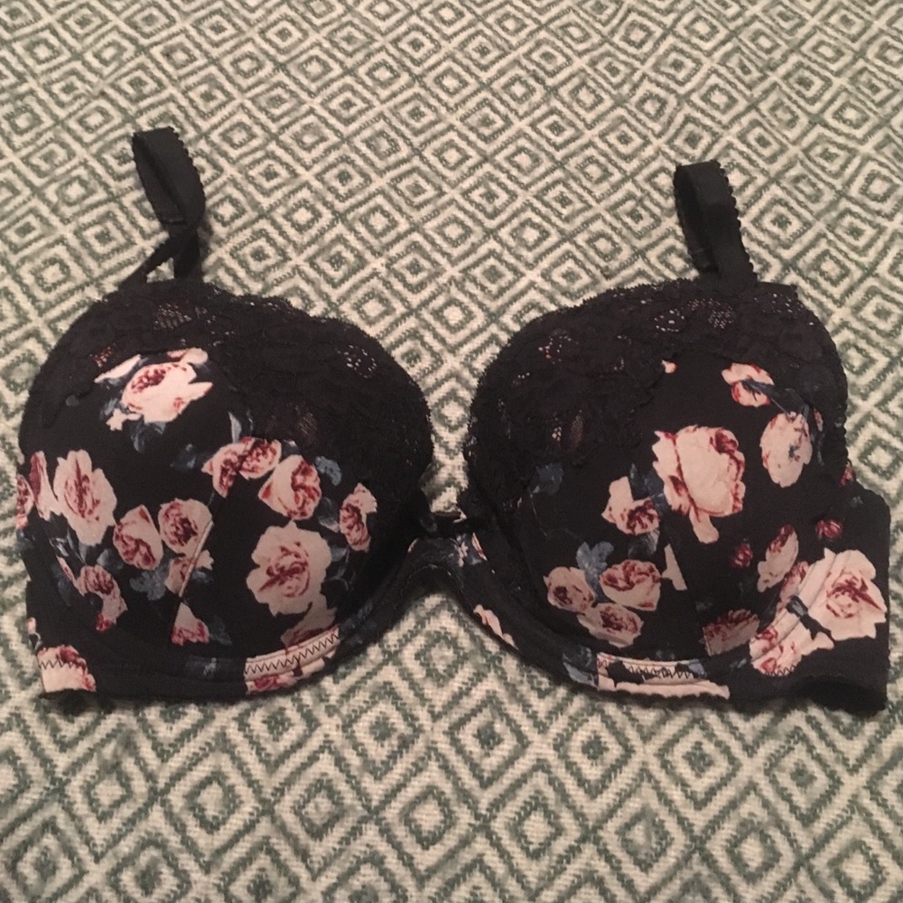 H&M lacy rose print bra